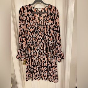 Lovely Flowy dress WESLEEROSE XL